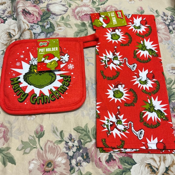 the grinch Other - Grinch tea towel & pot holder
